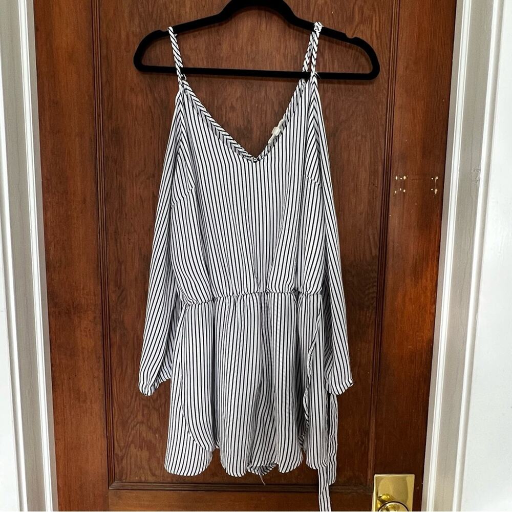EUC‎ Rebellion Again Black White Striped Romper Large